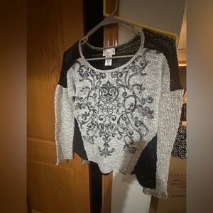Shyanne Black and Gray Patterned Sweater